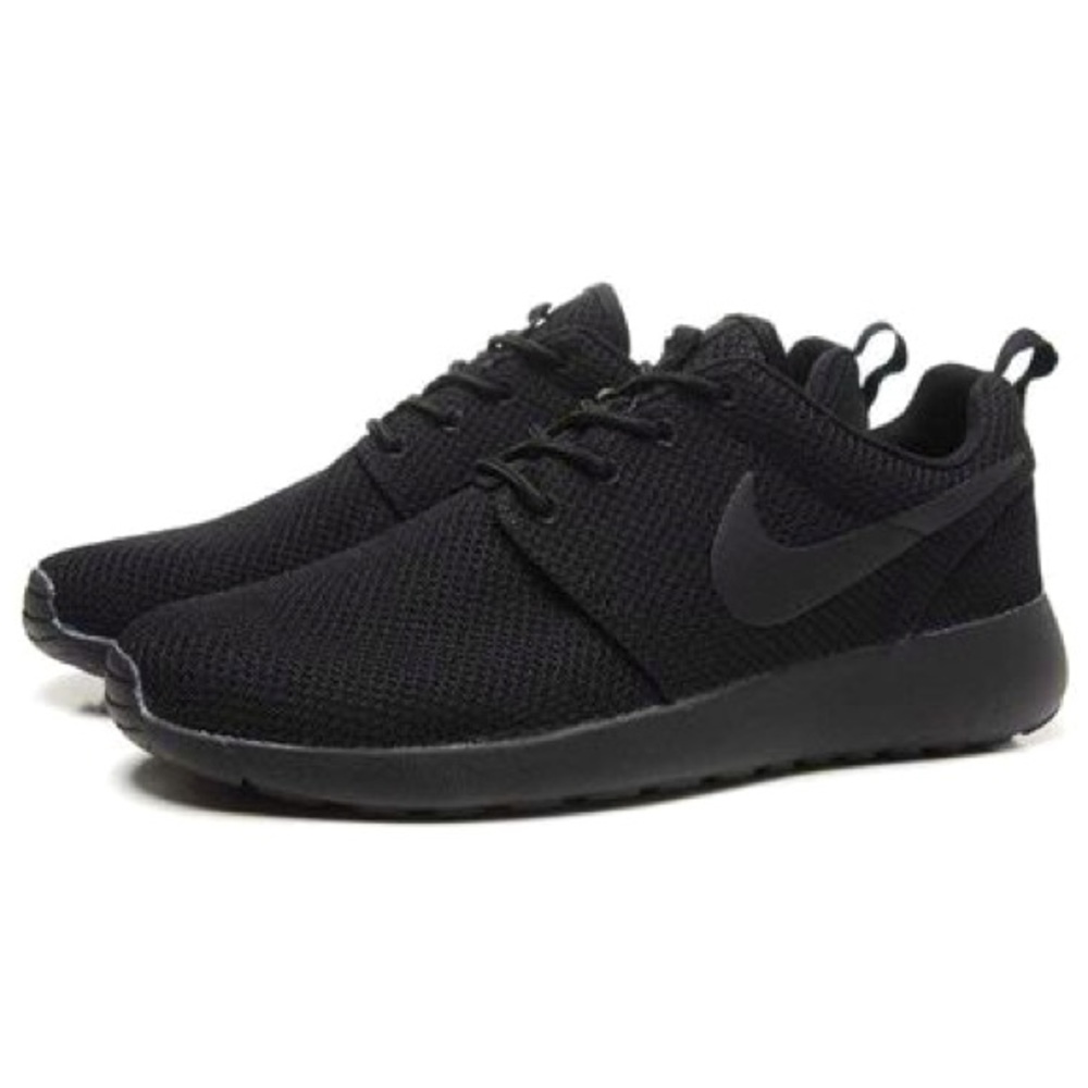 Nike Roshe One (GS) Youth's Running Shoes Size 3Y Triple Black Women’s Size 4.5